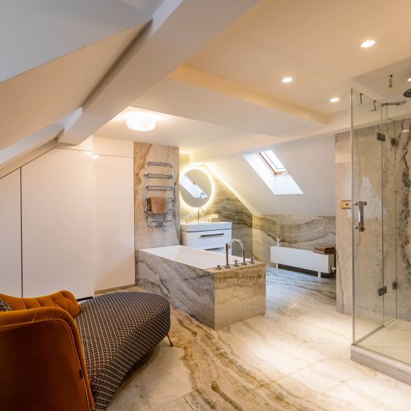 Luxusní koupelna v Muzeu slivovice